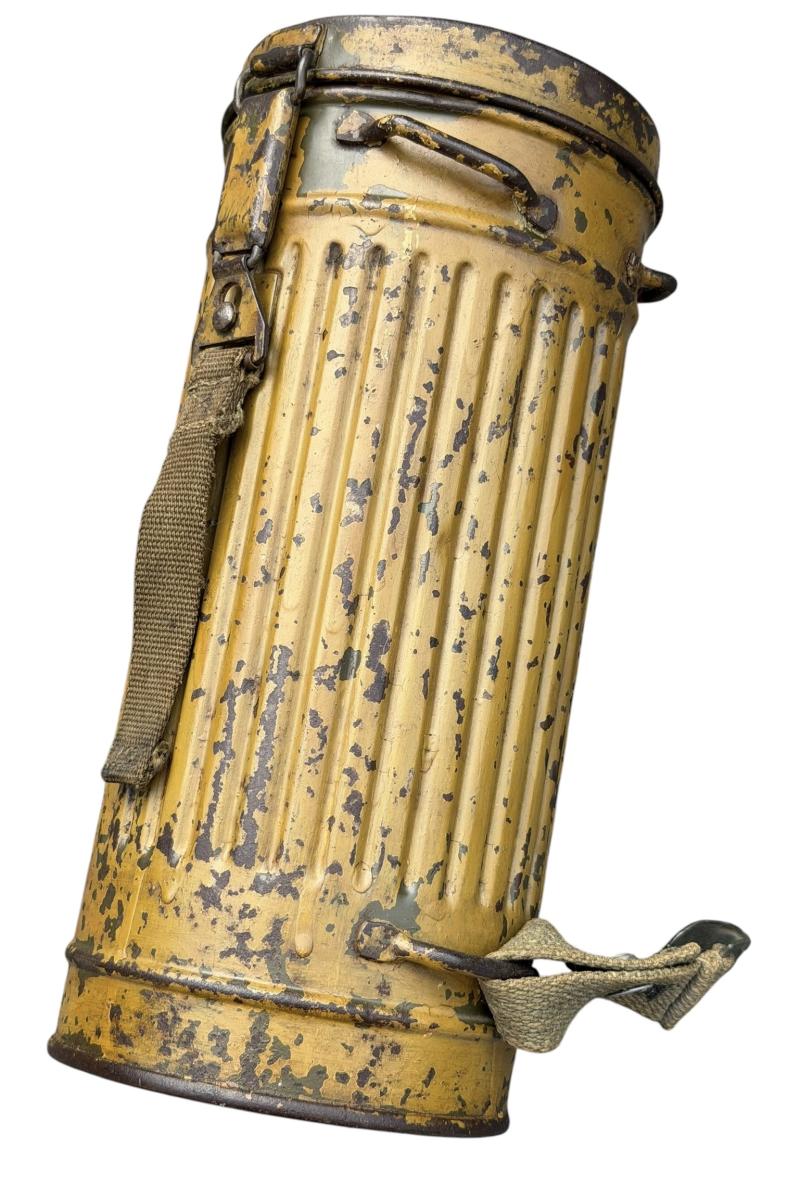Tropical camo M31 Gasmask Cannister