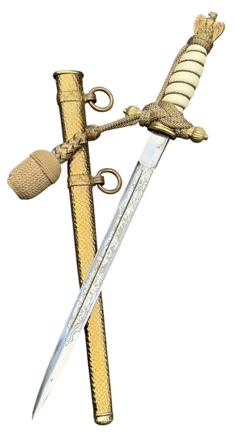 Kriegsmarine Dagger with Porte Pé and Hammered Finish Scabbard