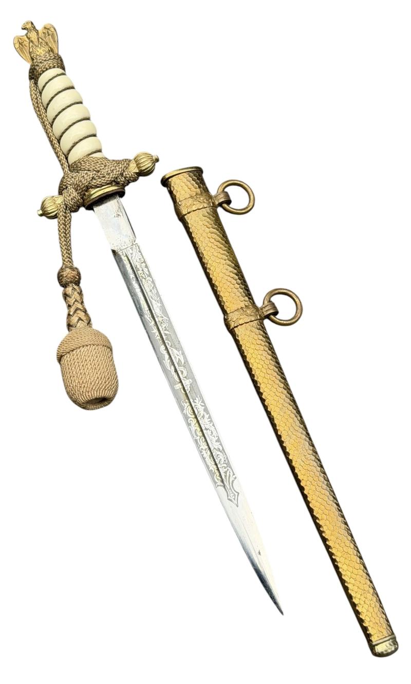 Kriegsmarine Dagger with Porte Pé and Hammered Finish Scabbard