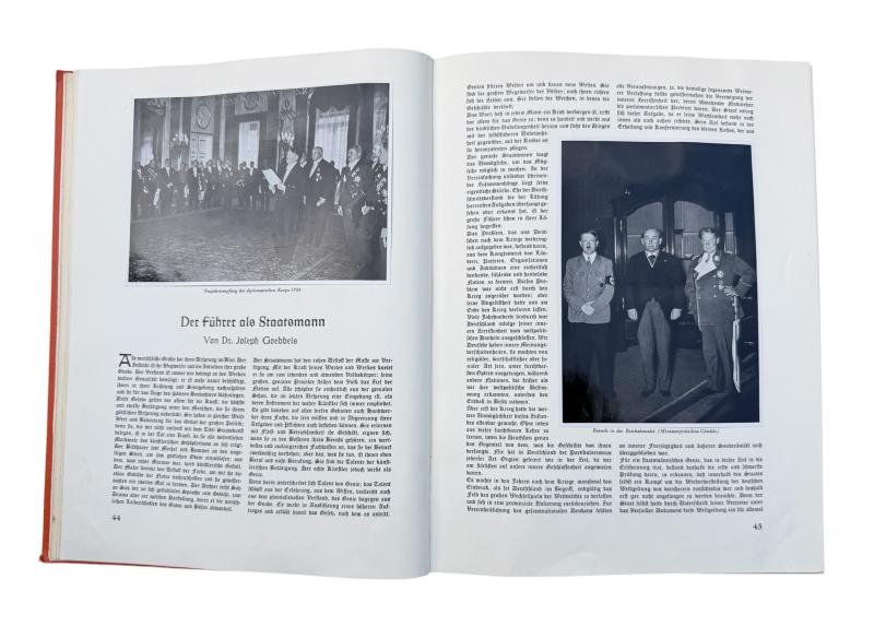 Cigarettes Pictures Album (Adolf Hitler)