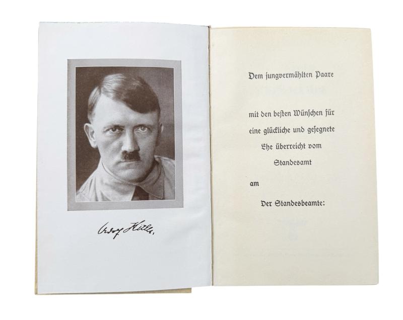 Mein Kampf (Mariage Version) with late war Cover