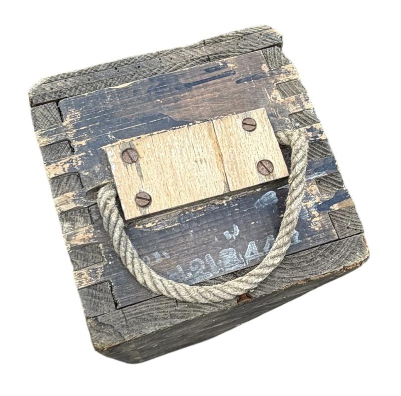 Wehrmacht F Mun.le.F.H.18M ammunition Case