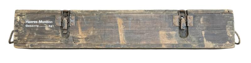 Wehrmacht F Mun.le.F.H.18M ammunition Case