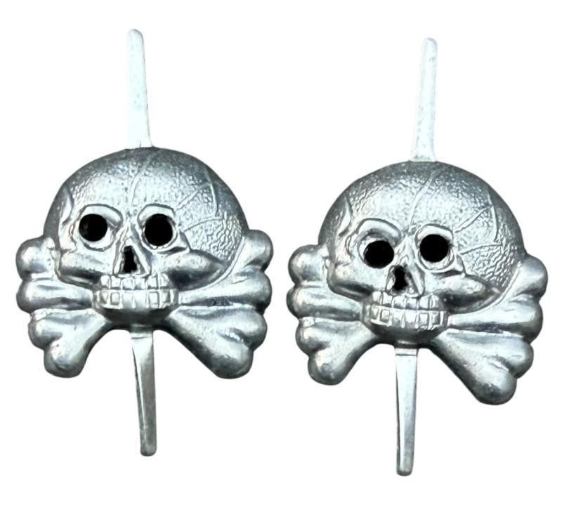 Wehrmacht Panzer Collar Tab Skulls