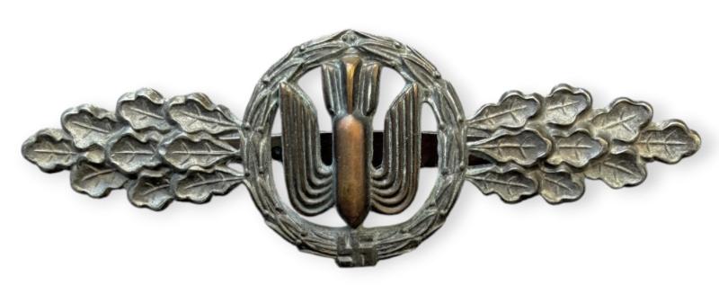 Luftwaffe Frontflugspange für Kampfflieger in Bronze