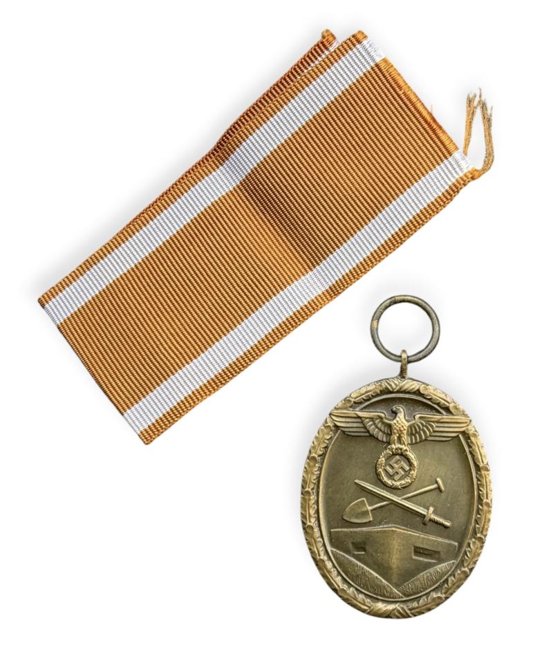 Schutzenwall Ehren Abzeichen Westwall Medal