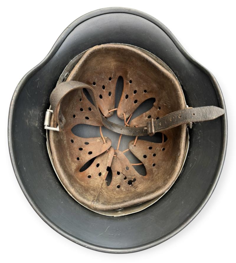 Wehrmacht M40 Helmet re-issued with rough structure camo paint