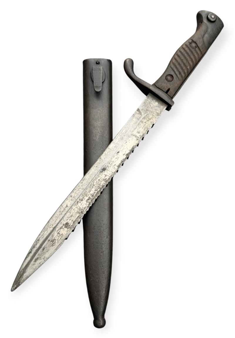 German WW1 Imperial shortened Sawback Butcher Knife Bayonet
