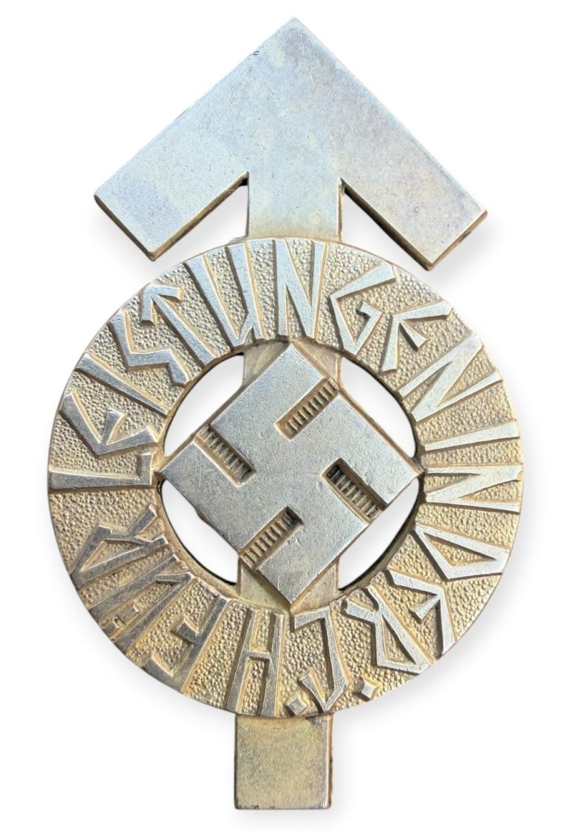 Hitler-Jugend Leistungs Badge in Silver