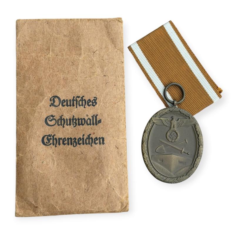 Schutzenwall Ehren Abzeichen Westwall Medal