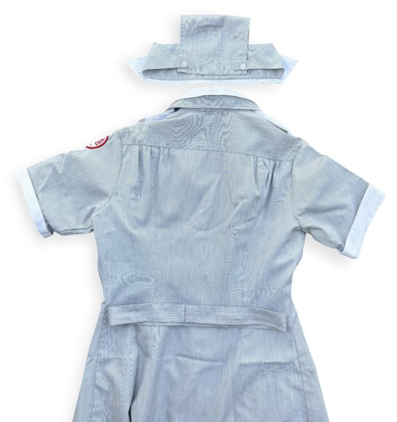 US WW2 volunteer Nurce Dress and Headgear