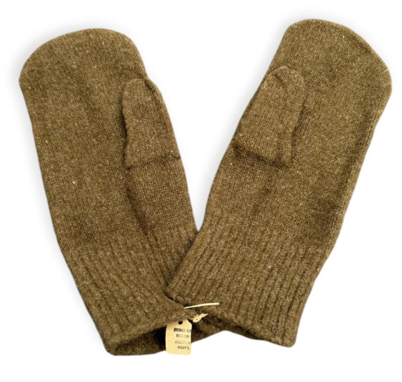 Pair of US WW2 wool winter Gloves
